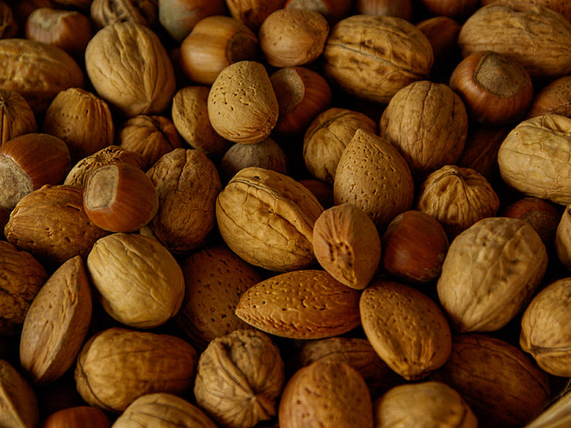 哪些食物容易長黃曲霉毒素？