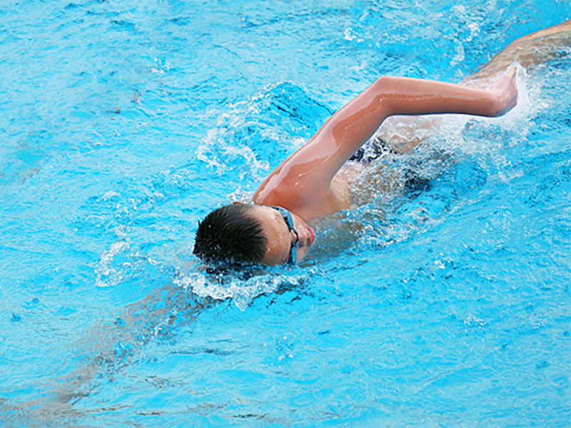 游泳池需要檢測哪些水質(zhì)項目(泳池水質(zhì)檢測標準是多少)